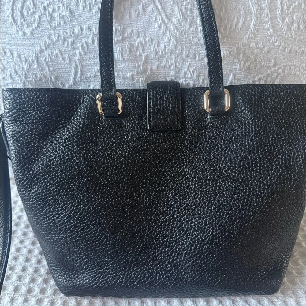 Authentic Dolce & Gabbana Black Shoulder Bag with Gold Lock - Picture 10 of 14